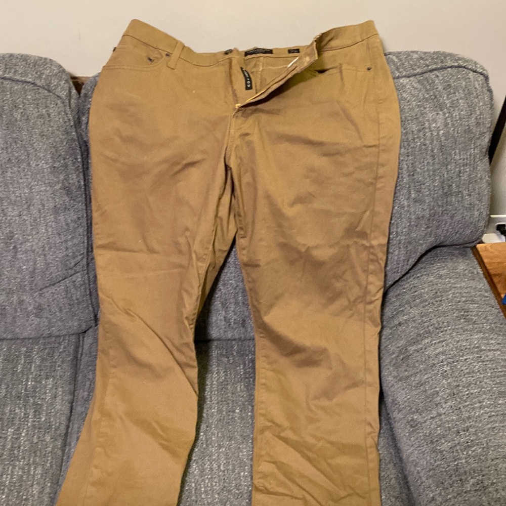 Brand new Lucky brand khaki pants
